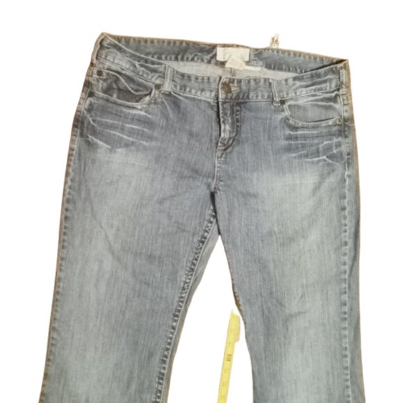 size 17/18 jeans flare short leg from maurices y2k denim - Picture 4 of 14